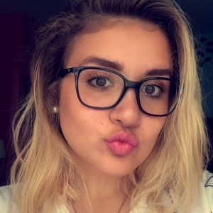 Meet your Posher, Miranda